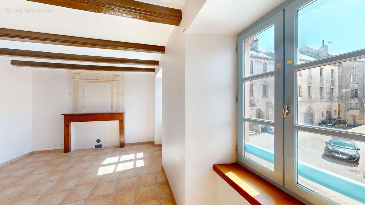 Maison à RIEUPEYROUX