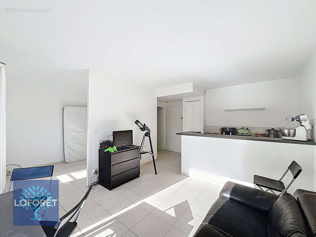 Appartement à CORBEIL-ESSONNES