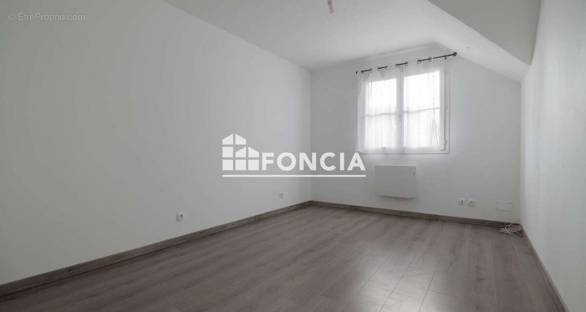 Appartement à MELUN