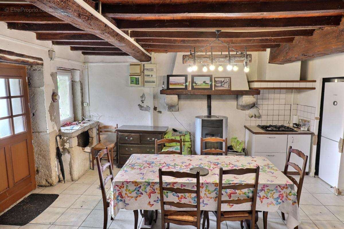 Maison à CREYS-MEPIEU