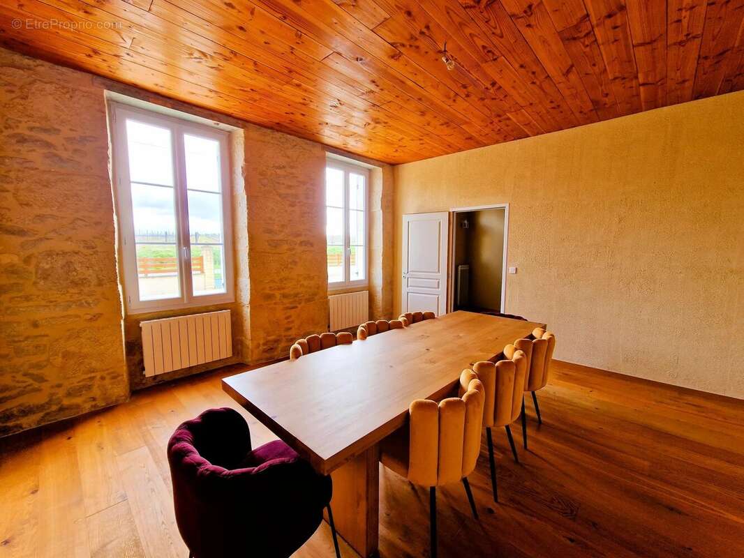 Maison à SAUVETERRE-DE-GUYENNE