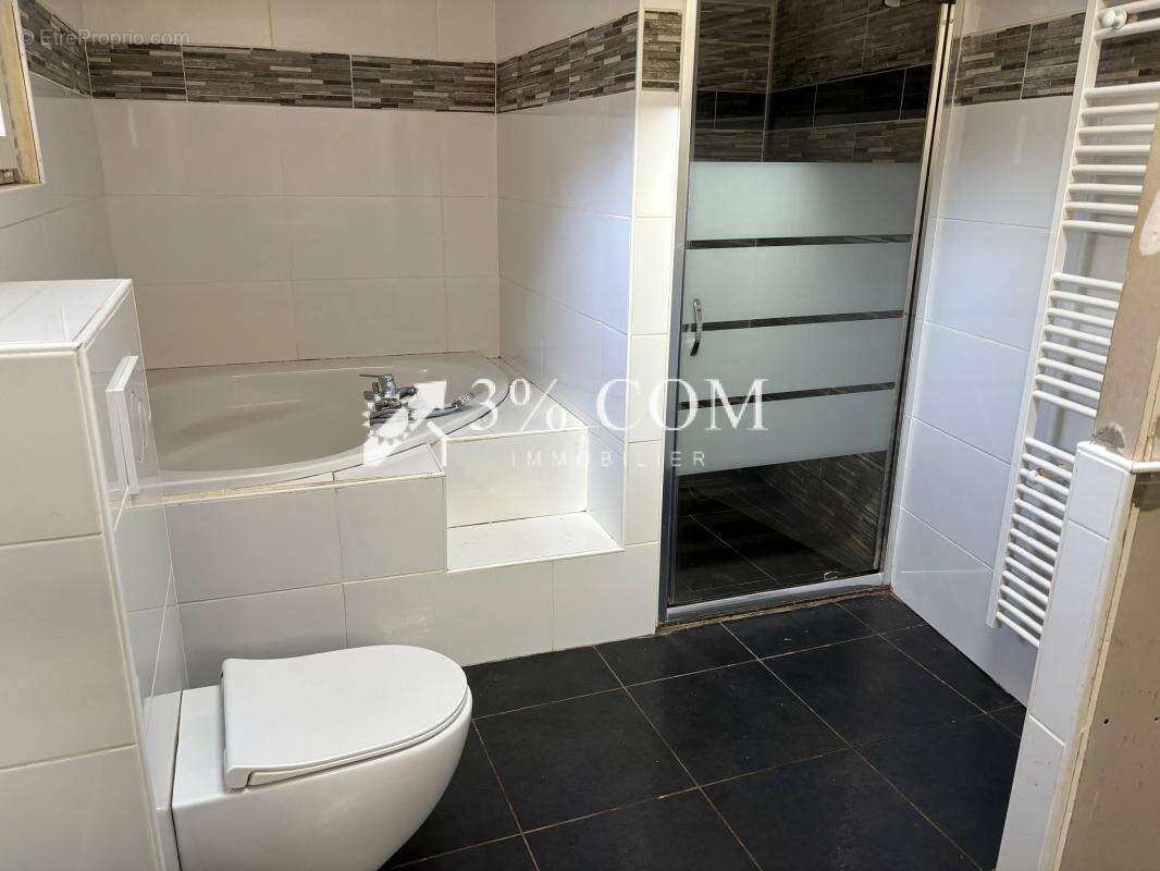 Maison à SAINT-LYPHARD