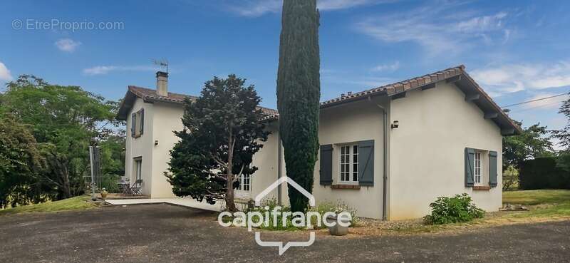 Maison à CAZAUBON