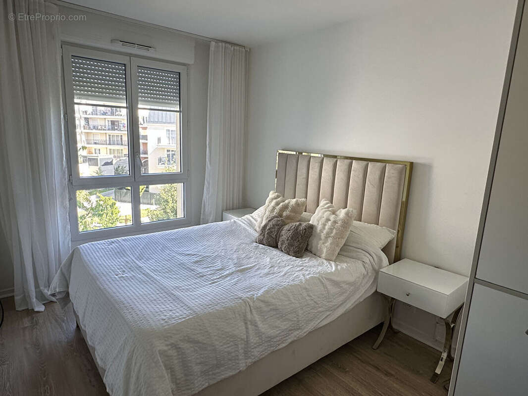 Appartement à LE BLANC-MESNIL