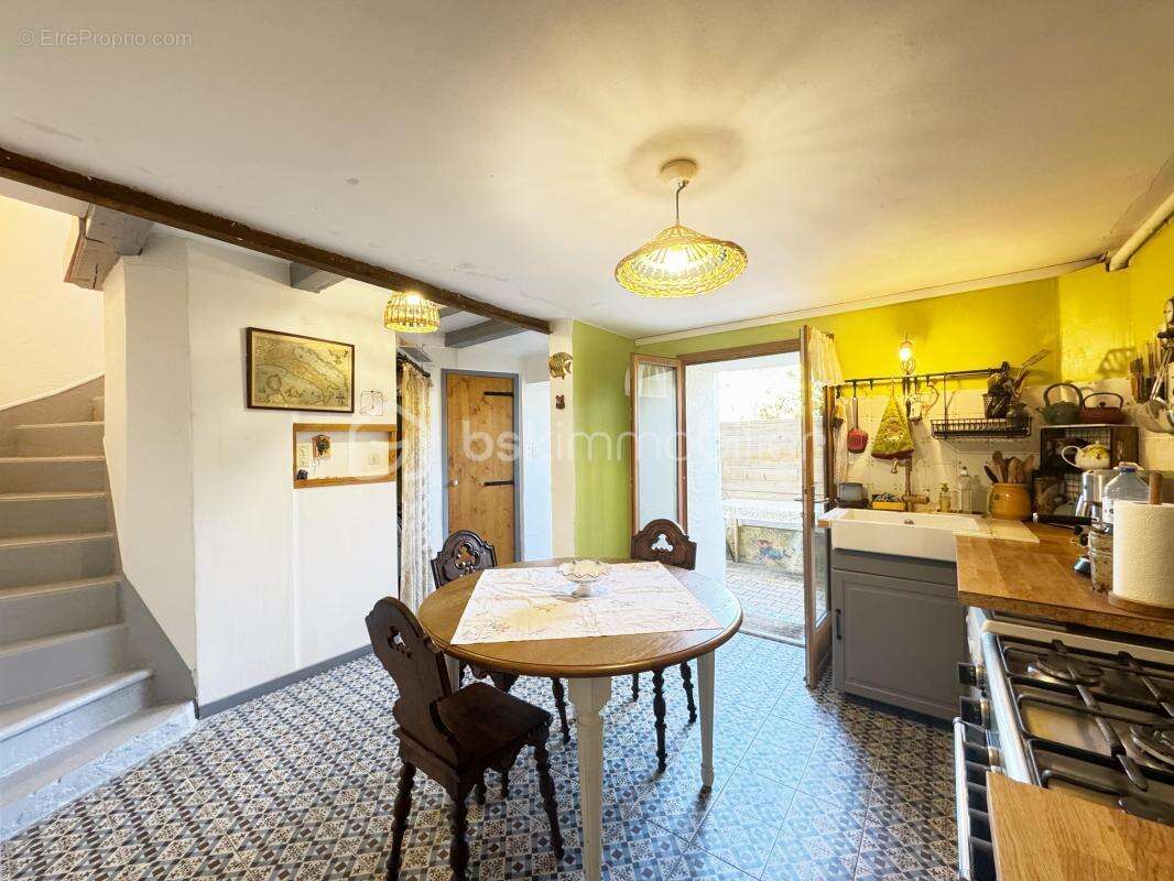 Appartement à POISAT