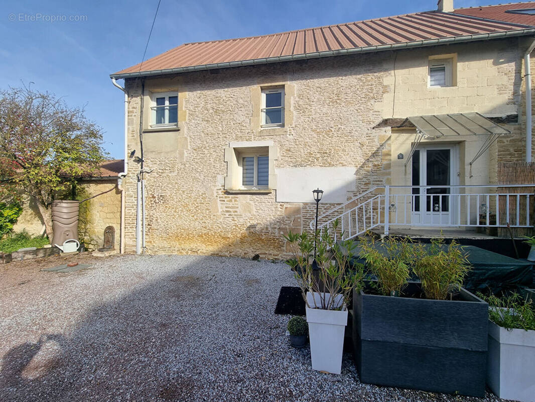 Maison à CAGNY