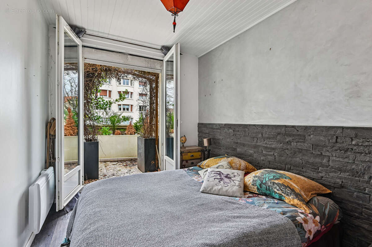 Appartement à NANTERRE