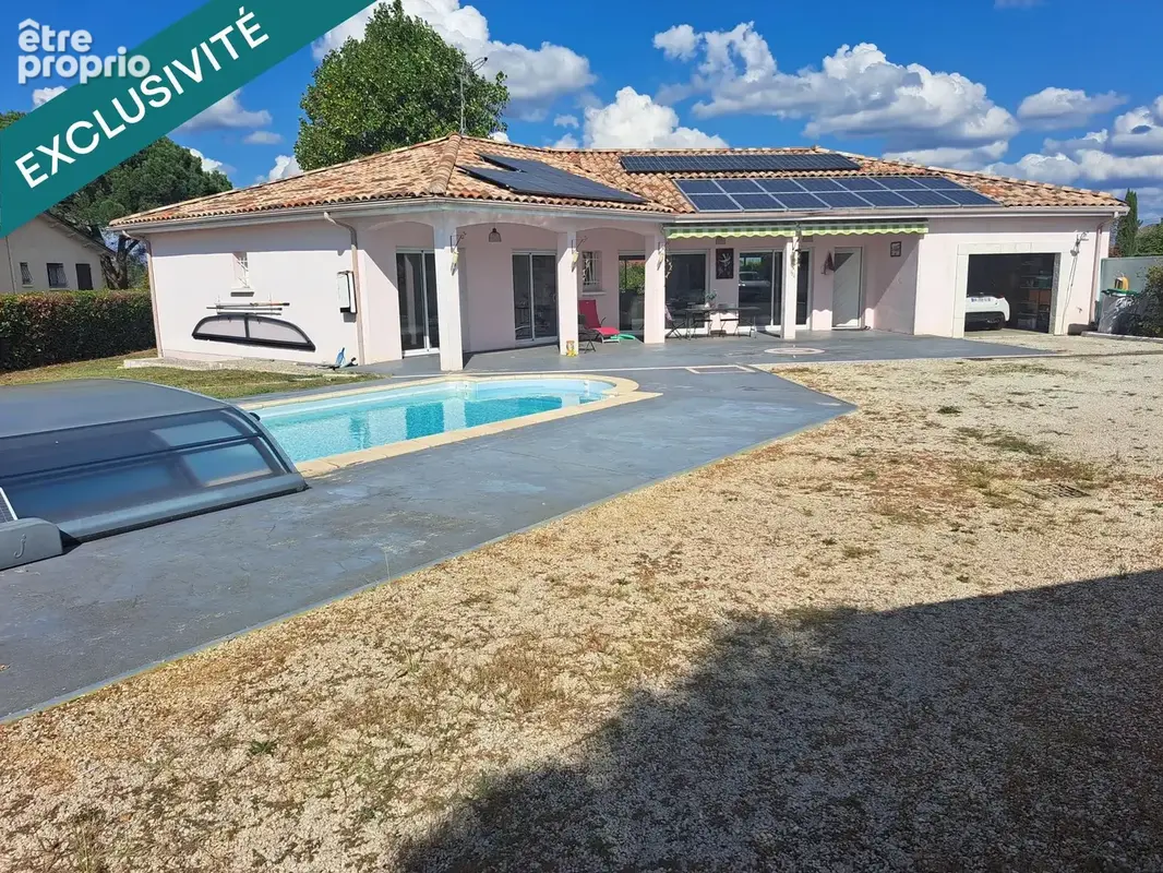 Photo 1 - Maison à ROQUEFORT