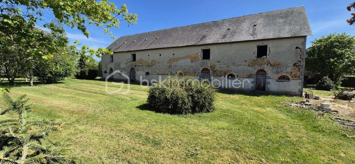Maison à BAZOUGERS