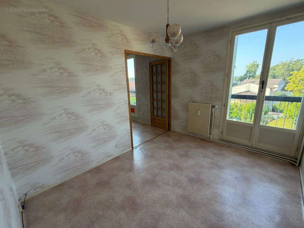 Appartement À Vendre - photo 3