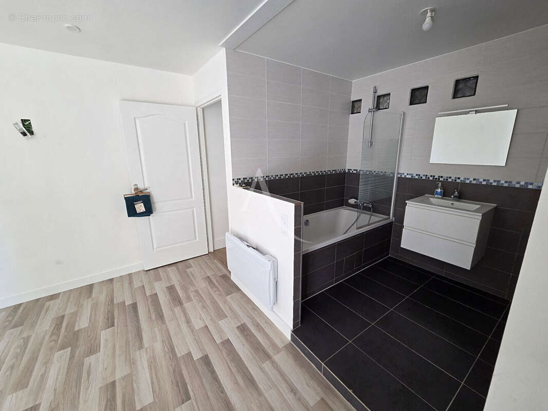 Maison Dourdan 5 pièces de 160 m2 avec grange attenante de 80 m² + garage 20 m² - photo 10