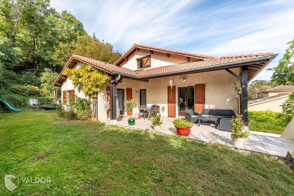 Maison à FONTAINES-SUR-SAONE