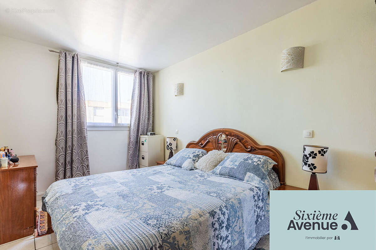 Appartement à CHILLY-MAZARIN