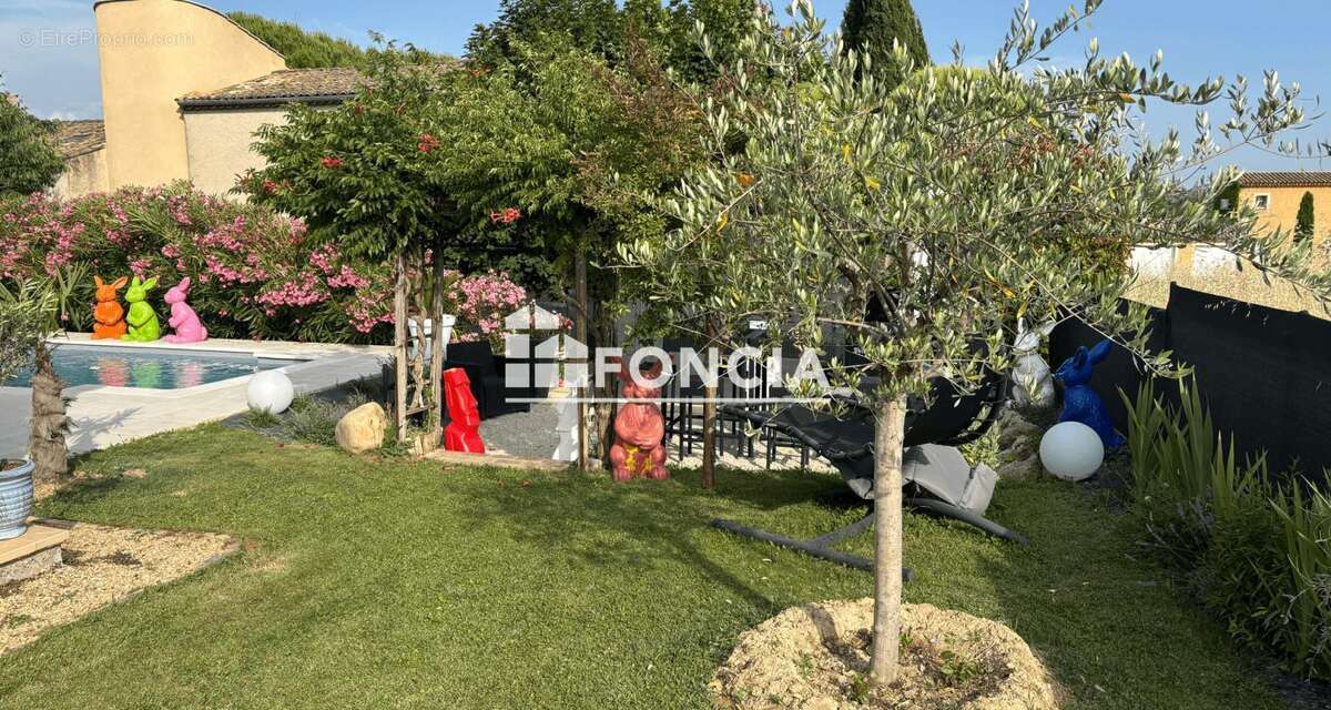 Coup de cœur ! Maison familiale 7 pièces de 201 m² avec piscine et grand garage à Forcalquier - photo 16
