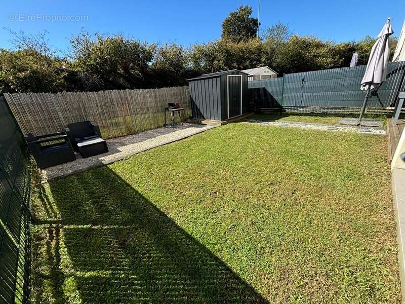 Appartement à ARTIGUELOUVE