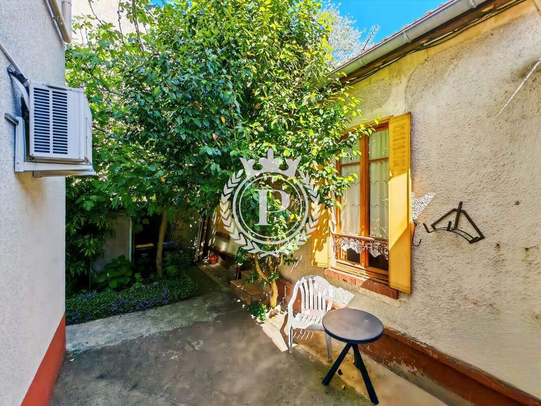 Maison à LIVRY-GARGAN