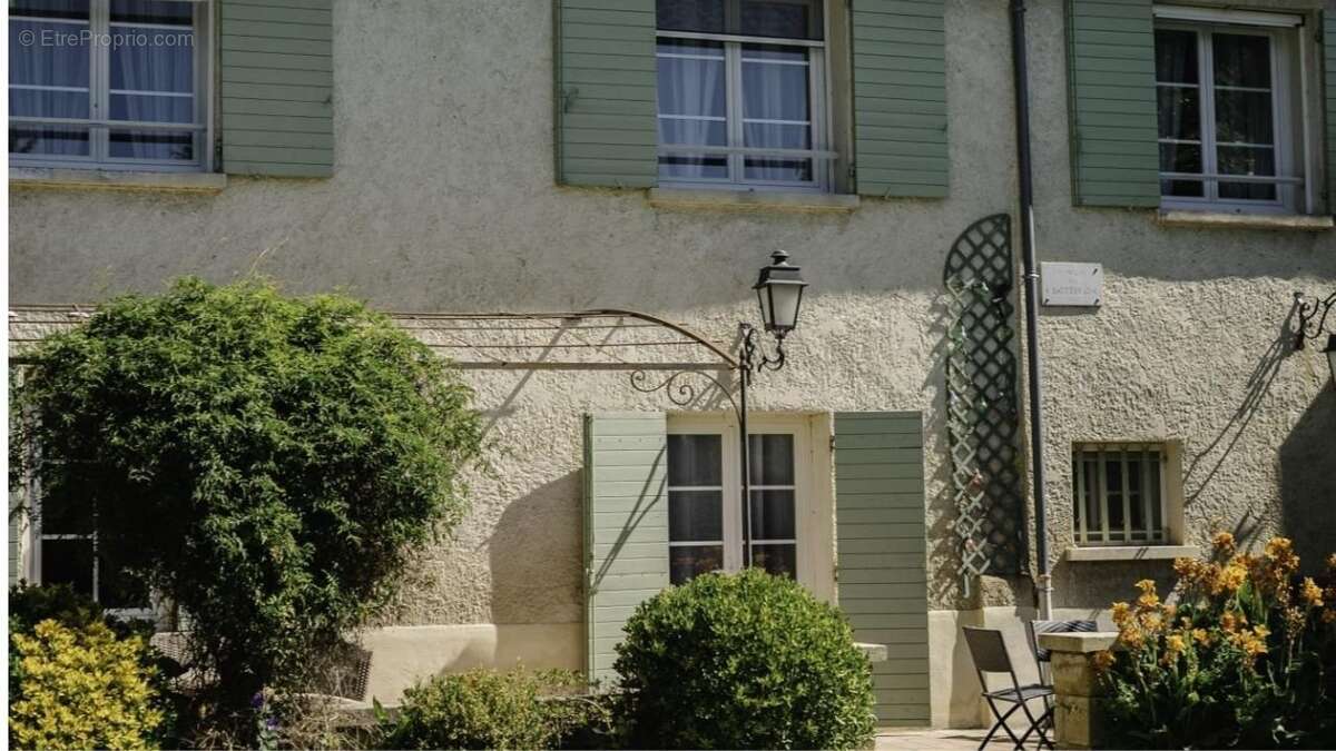 Maison à CHATEAUNEUF-DU-PAPE