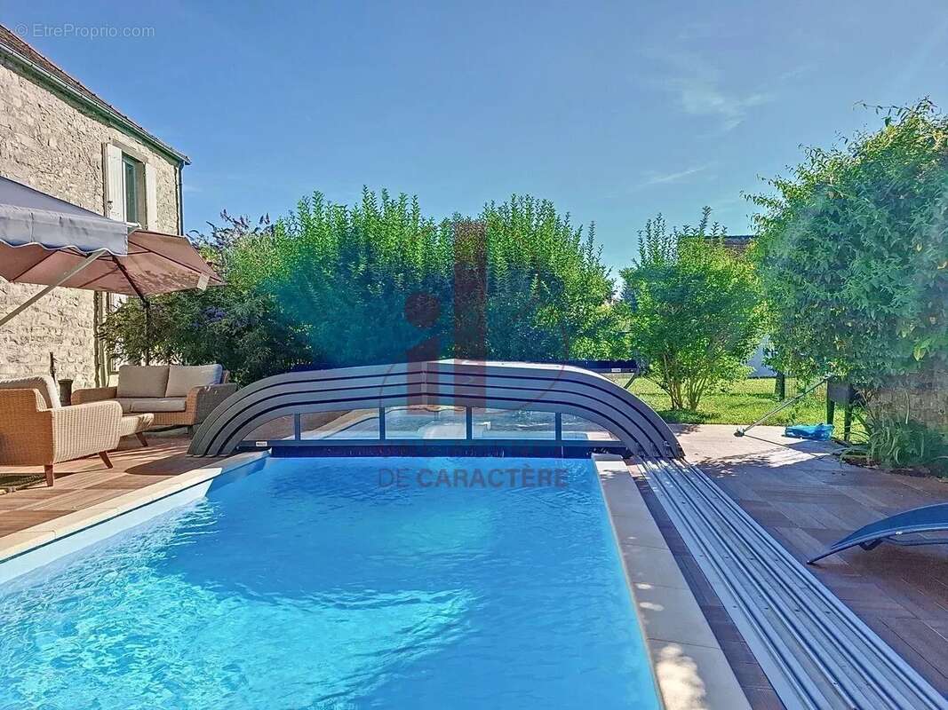 Maison à NOISY-SUR-ECOLE