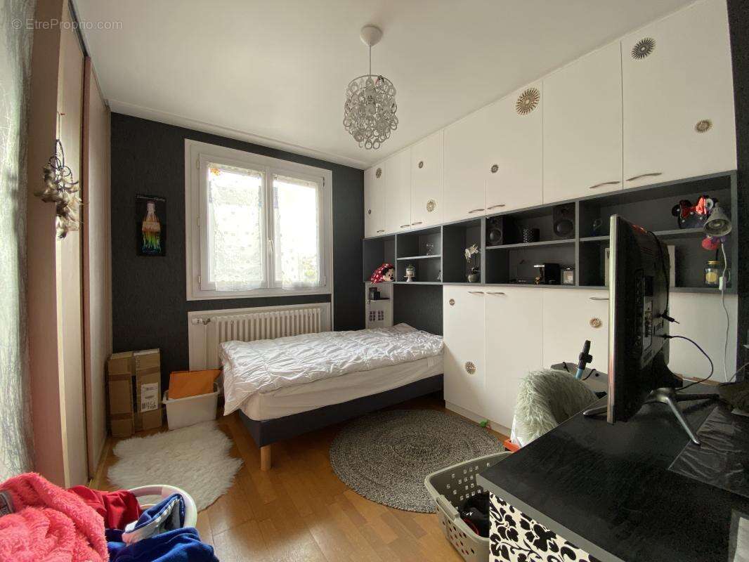 Maison à ROSNY-SUR-SEINE