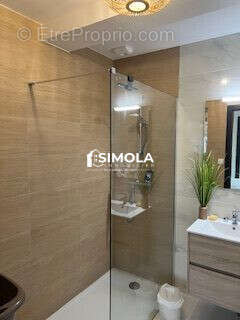 Salle de bains ,belle finition - Maison à SAINT-FIACRE