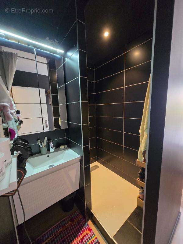 Bel appartement avec parking et cave - photo 16