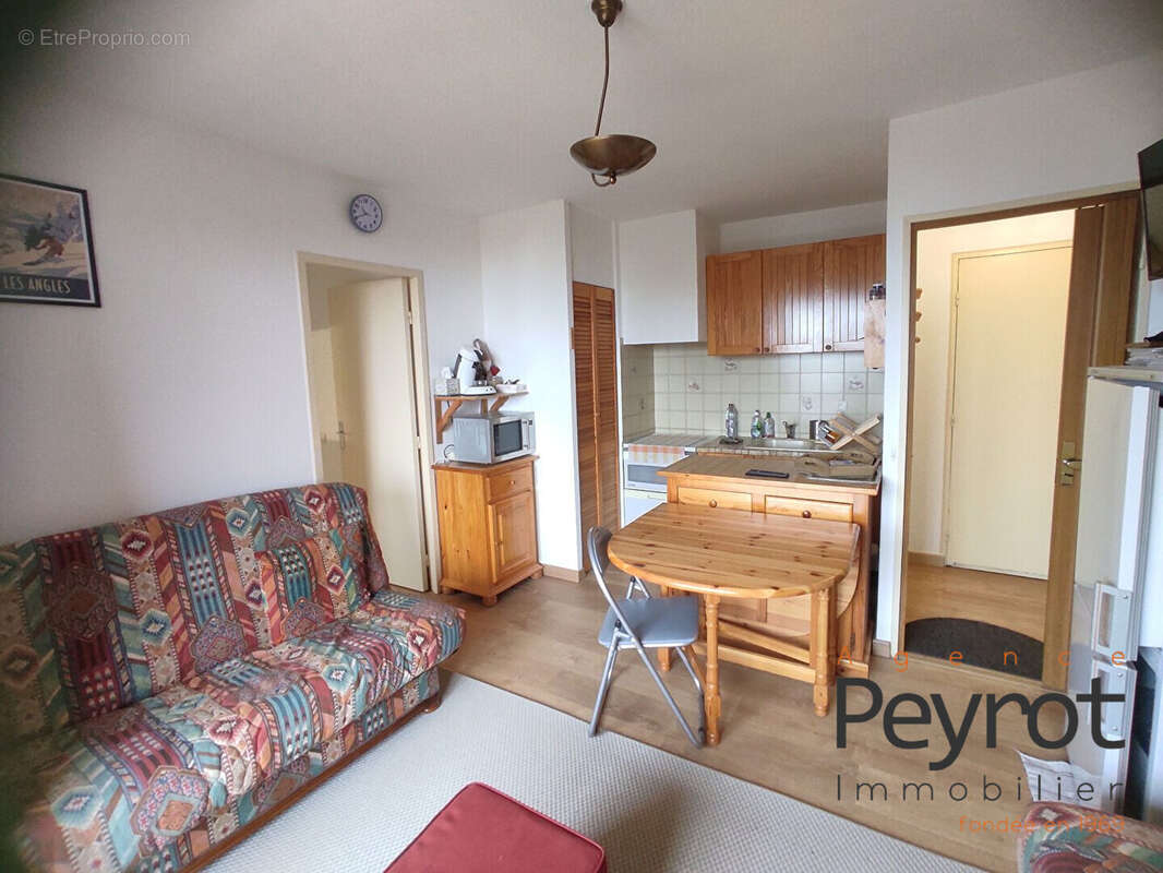 Appartement à LES ANGLES