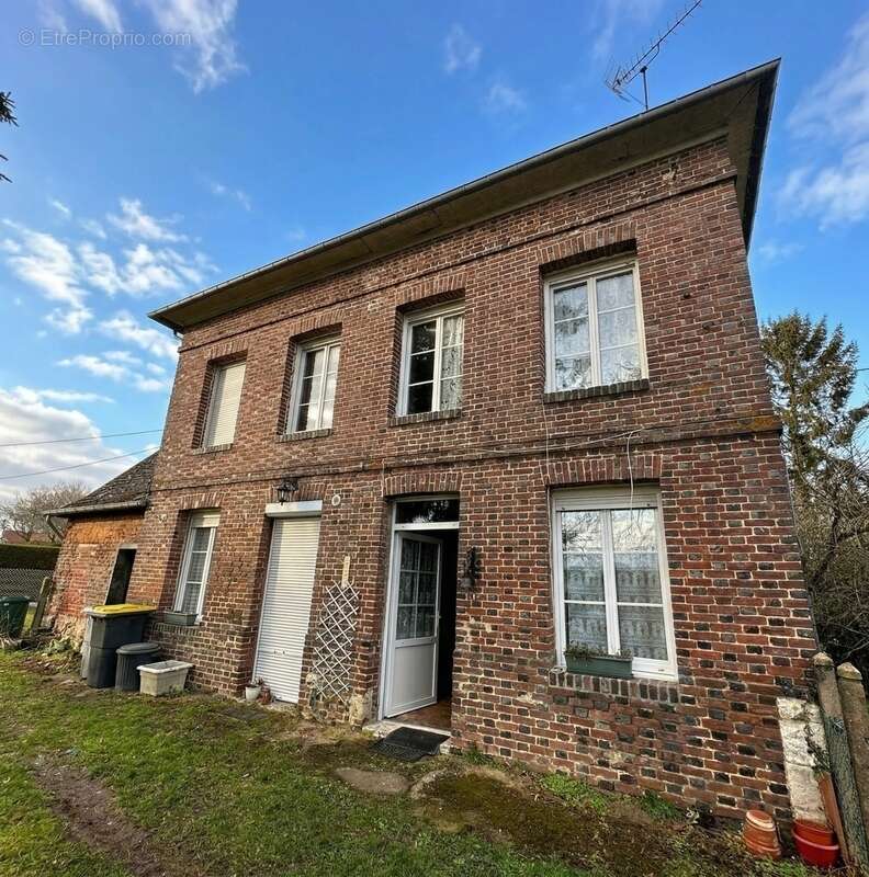Maison à BOURG-ACHARD