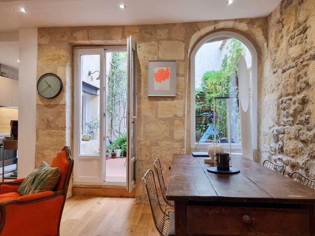 Appartement à BORDEAUX