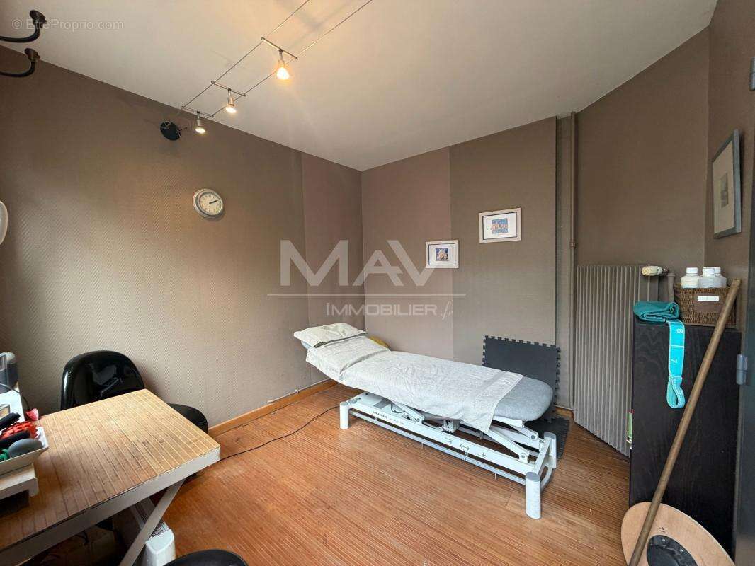 Appartement 230 m² à Tourcoing  - photo 6