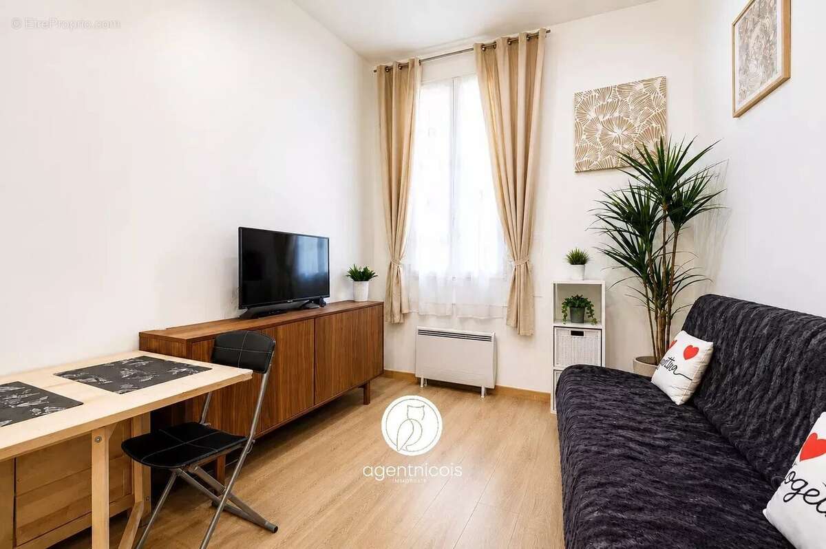 Nice // Centre-Ville : 2 pièces / Bon état / Investissement locatif - photo 4