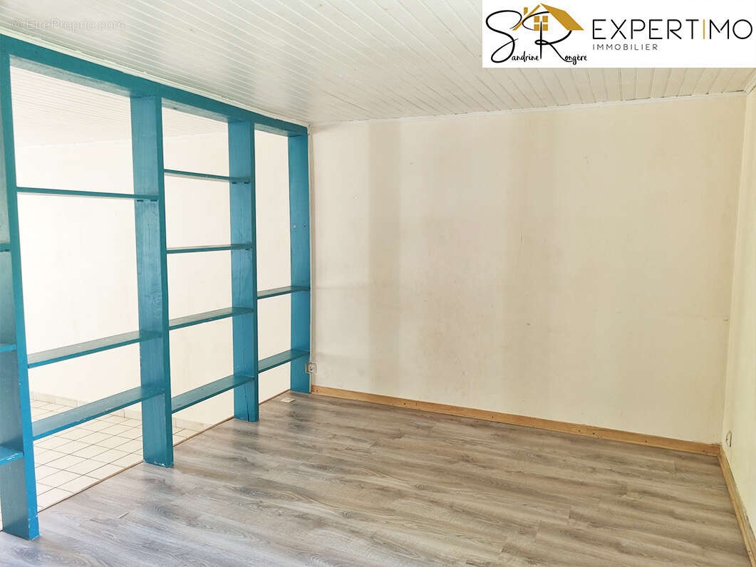 A Servant, Maison de 240 m2 sur parcelle de 2 011m2. - photo 8