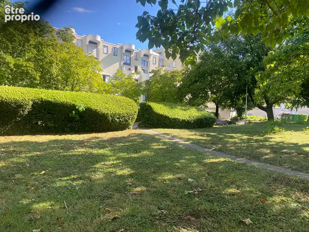 Appartement à SEYSSINET-PARISET