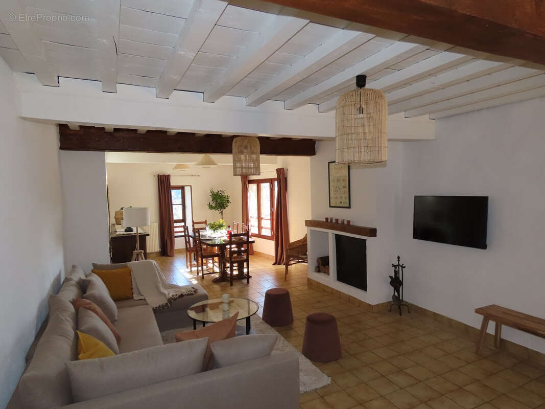 Maison à SAINT-ANDRE-DE-MAJENCOULES