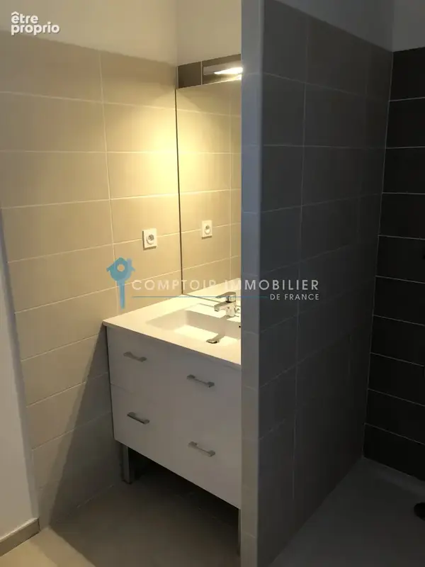 A VENDRE -  Appartement T3 récent avec terrasse   66 m2   DPE A - photo 11