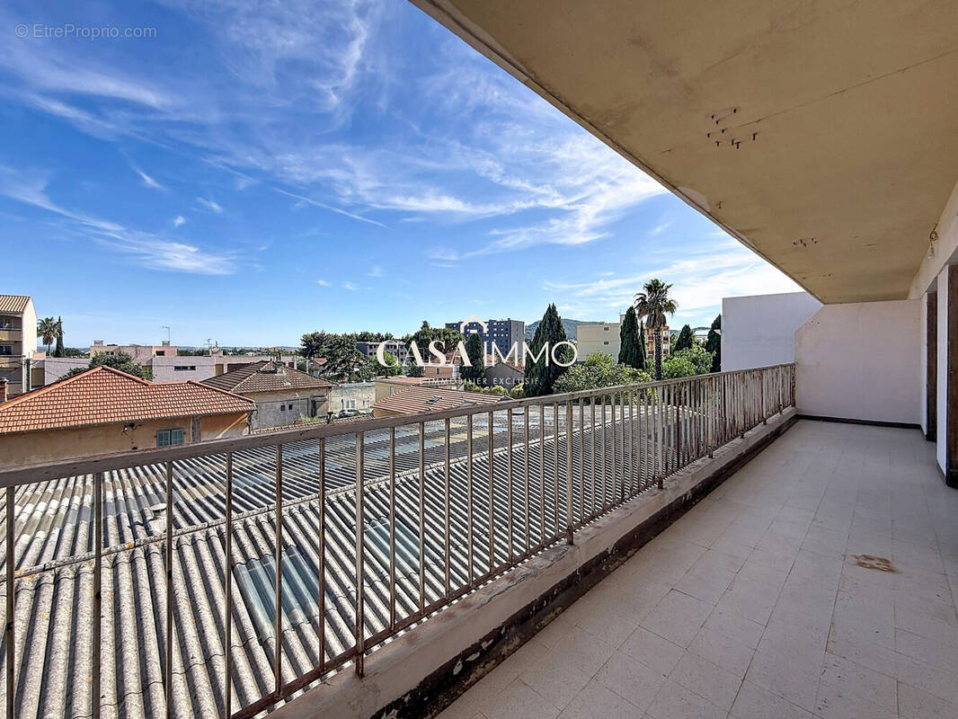 Appartement à HYERES