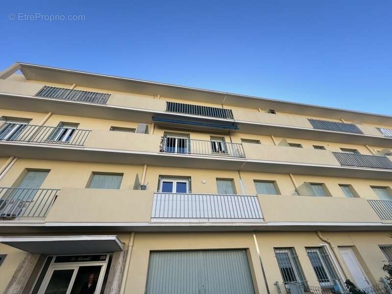 Appartement à HYERES