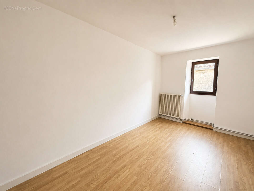 Appartement à SAINT-MACAIRE