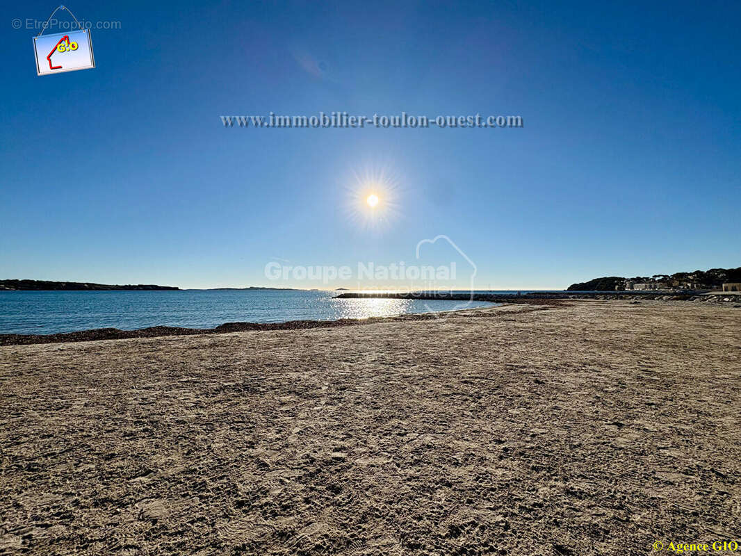 Appartement à SIX-FOURS-LES-PLAGES