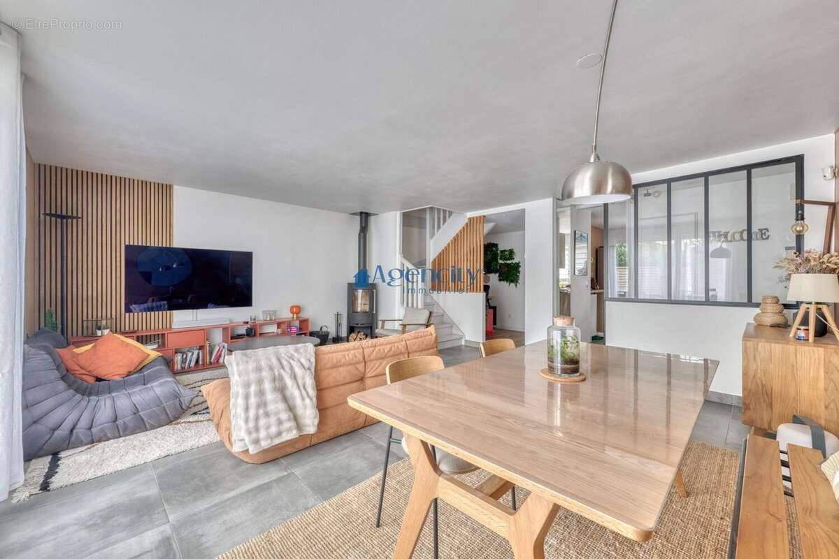 Maison à GOURNAY-SUR-MARNE