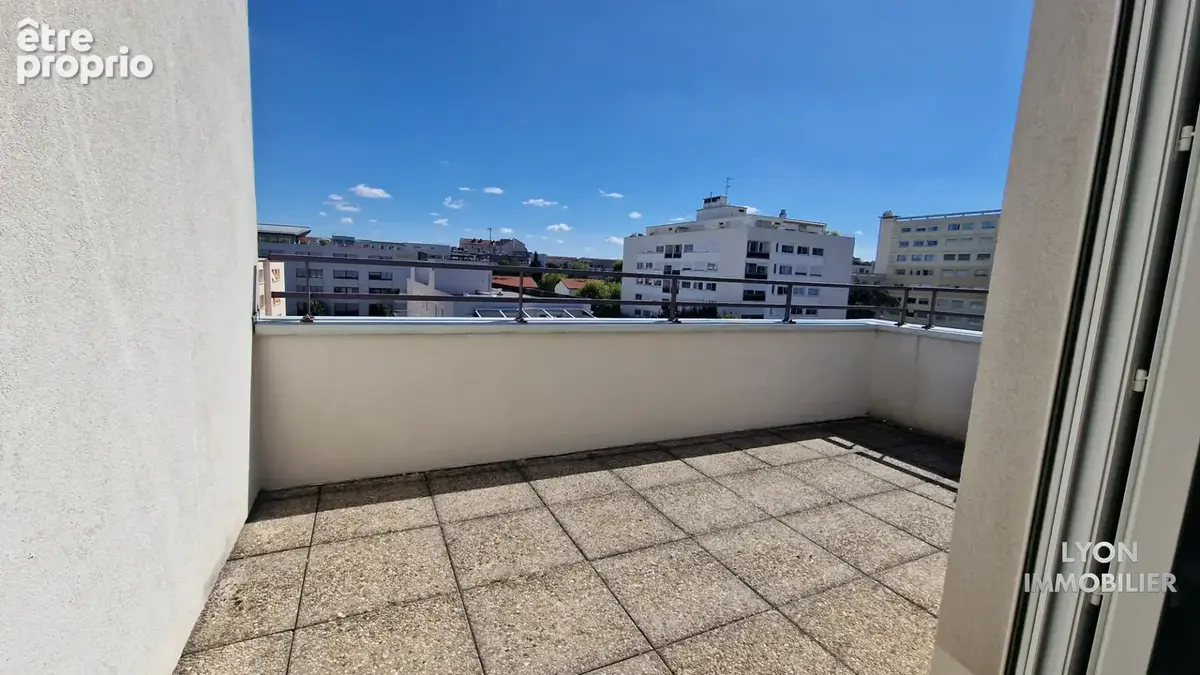 Monplaisir t3 - terrasse - garage - photo 2