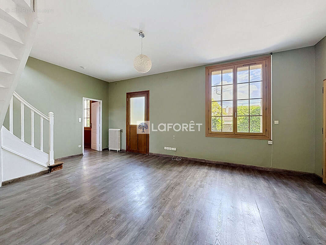 Maison Bois Guillaume 5 pièce(s) 109 m2 - photo 5