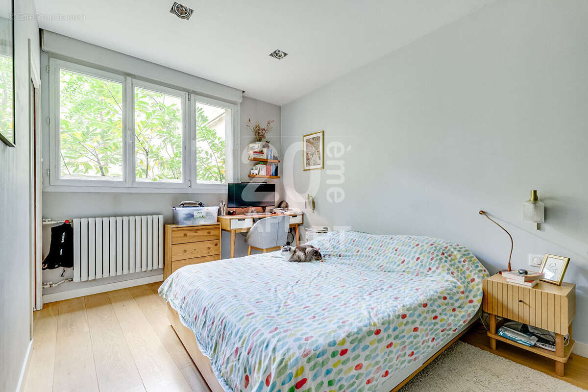 Appartement à PARIS-19E