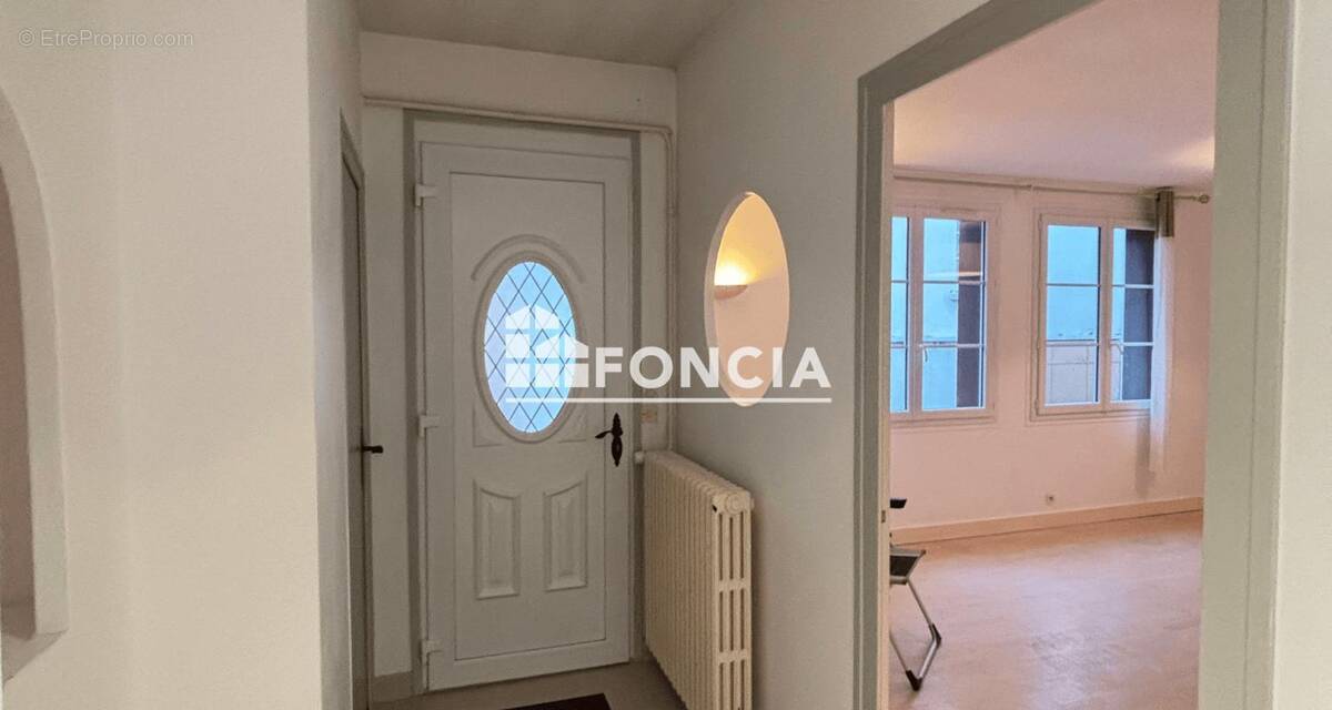 Maison à AZAY-LE-RIDEAU