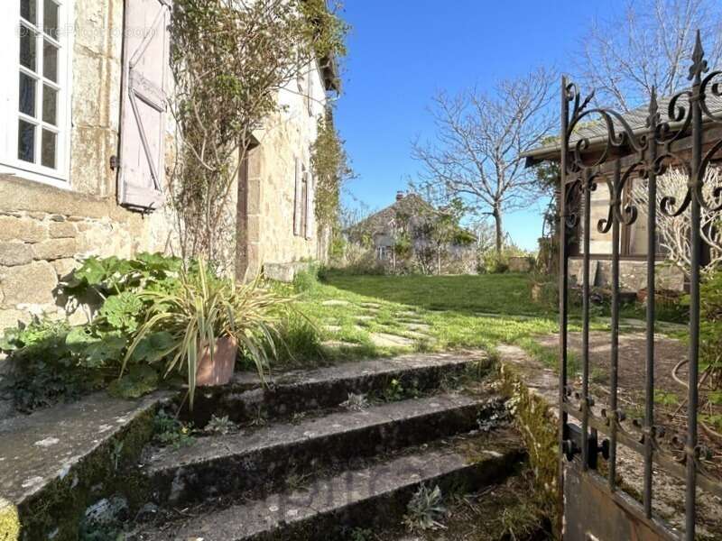 Maison à ARGENTAT