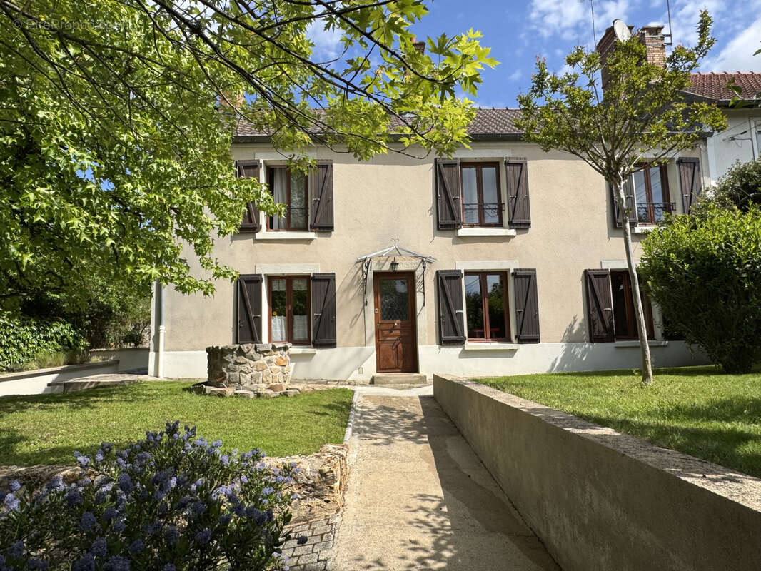 Maison à MARCOUSSIS