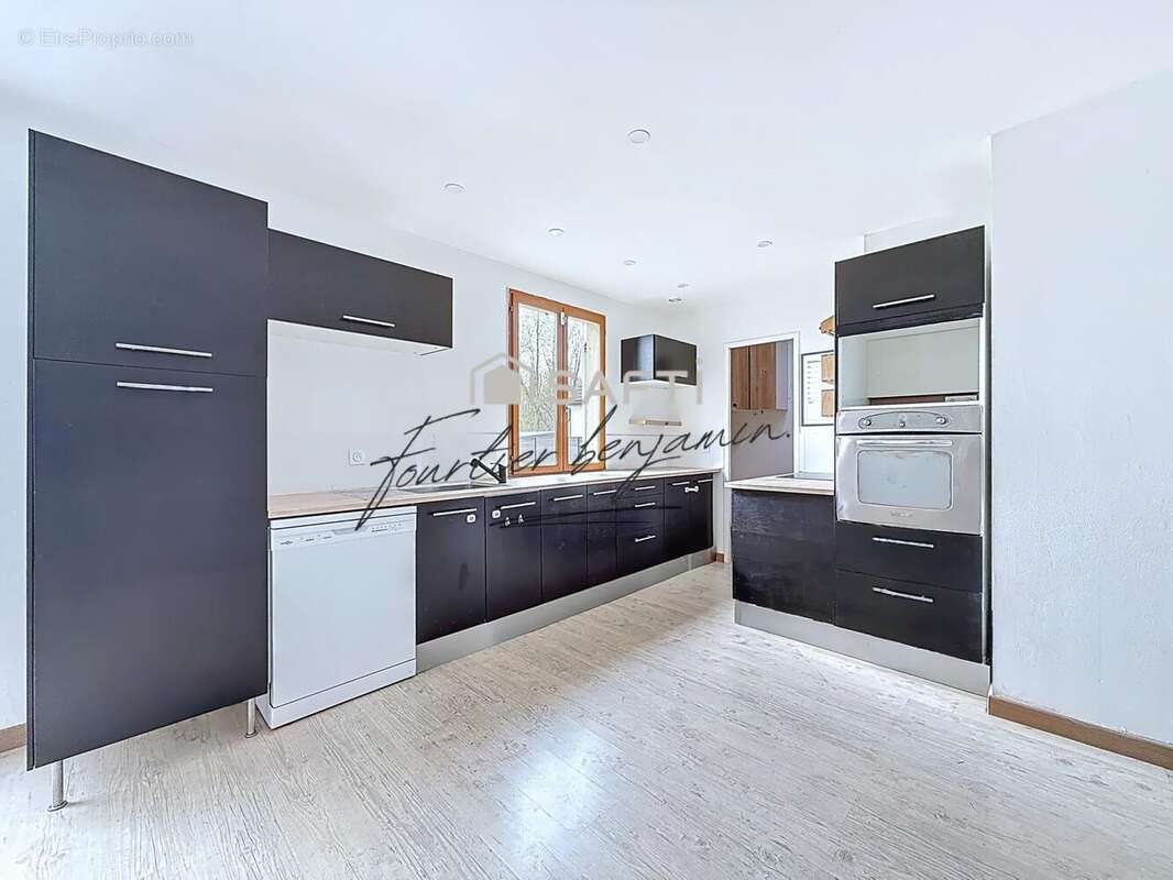 Photo 5 - Maison à CHATENAY-SUR-SEINE
