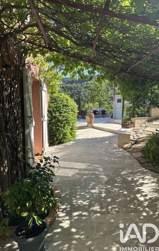 Photo 1 - Maison à VENTABREN