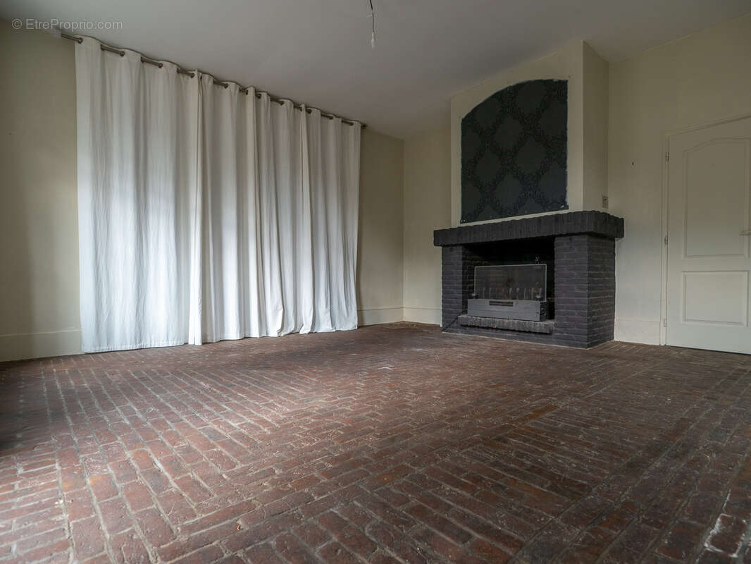 Maison à SAINGHIN-EN-MELANTOIS