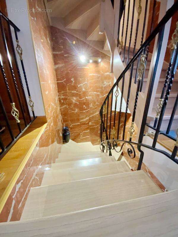 Maison à ASNIERES-SUR-SEINE