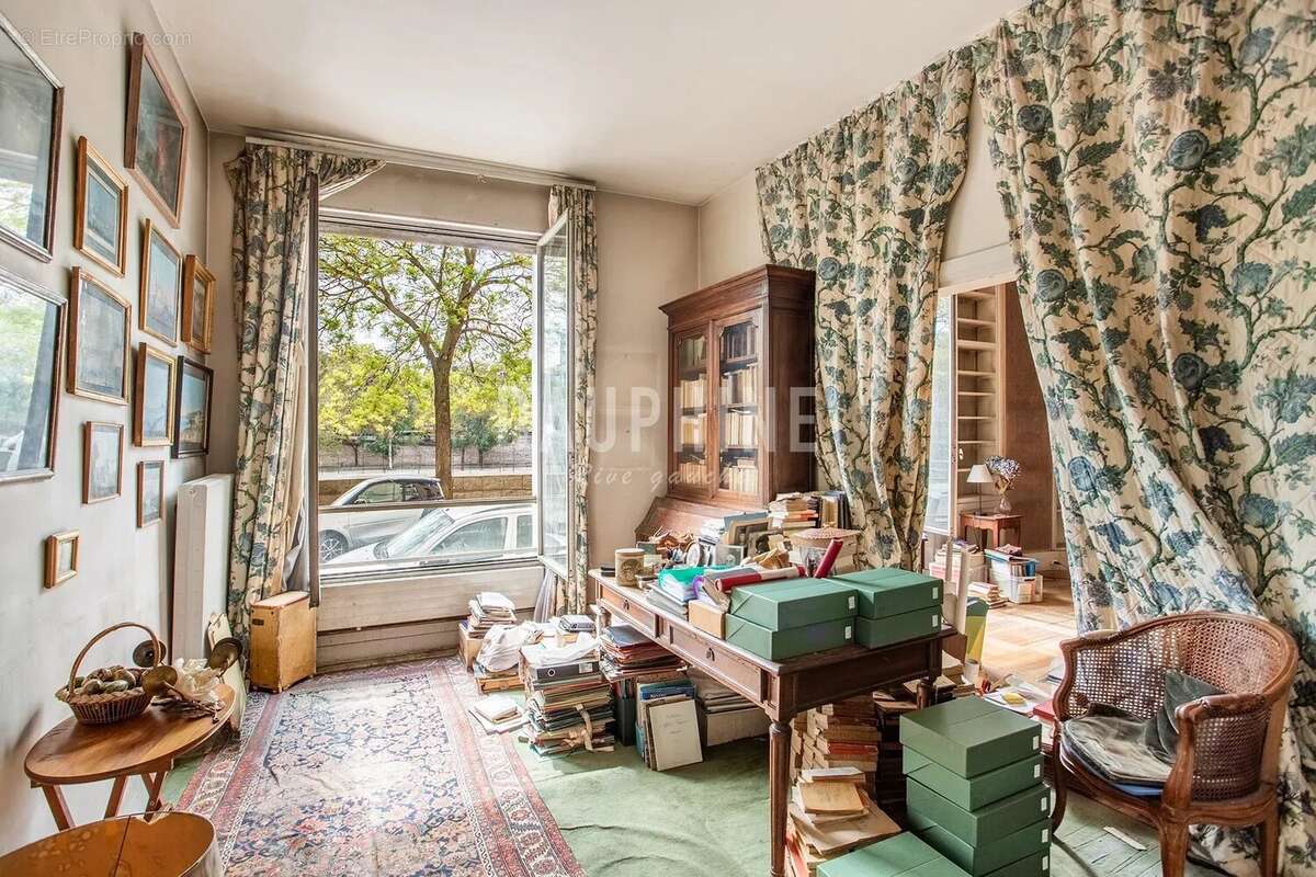 Appartement à PARIS-4E